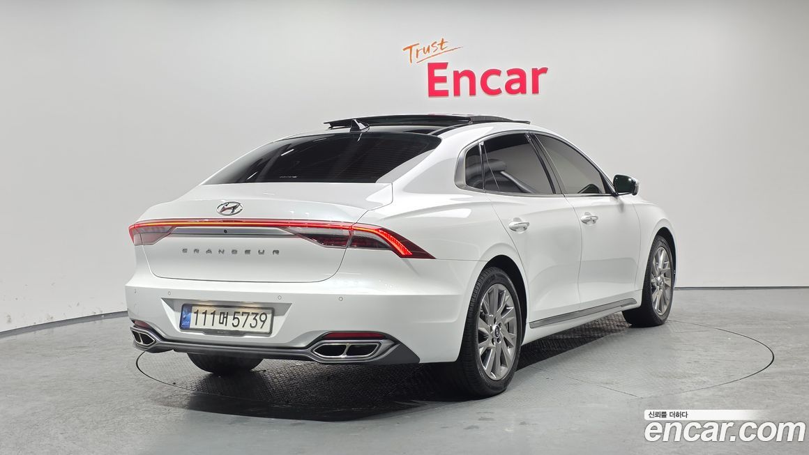 Hyundai Grandeur 2022