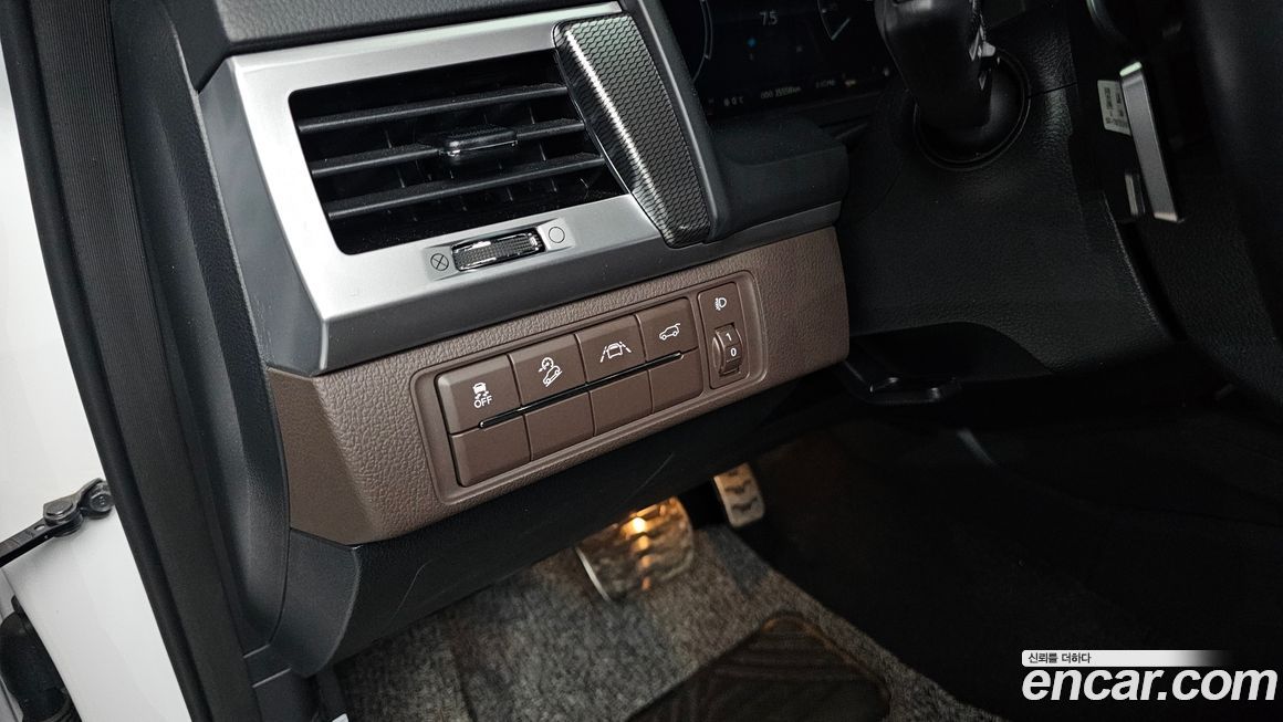 KG_Mobility_Ssangyong Rexton 2021