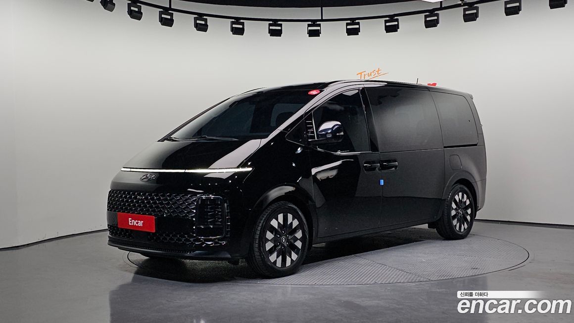 Hyundai Staria 2022