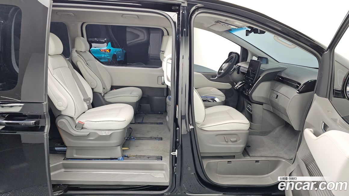 Hyundai Staria 2022