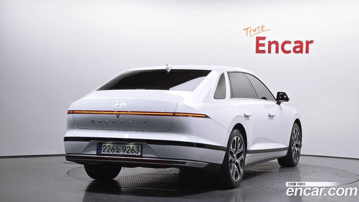 Hyundai Grandeur 2023