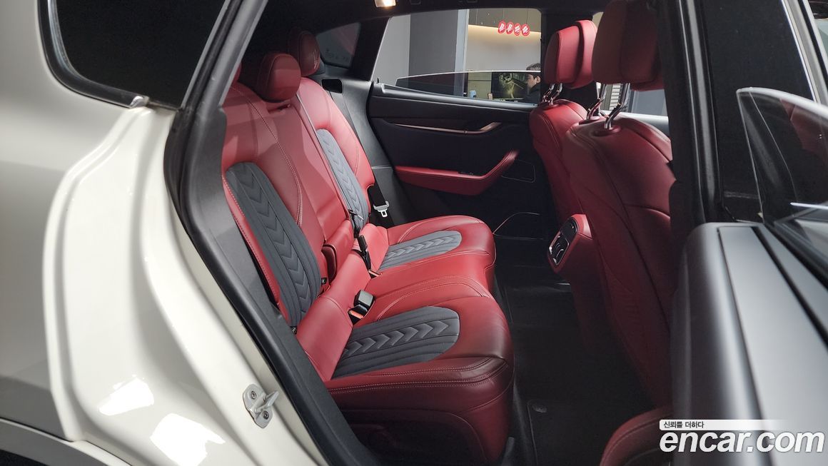 Maserati Levante 2020