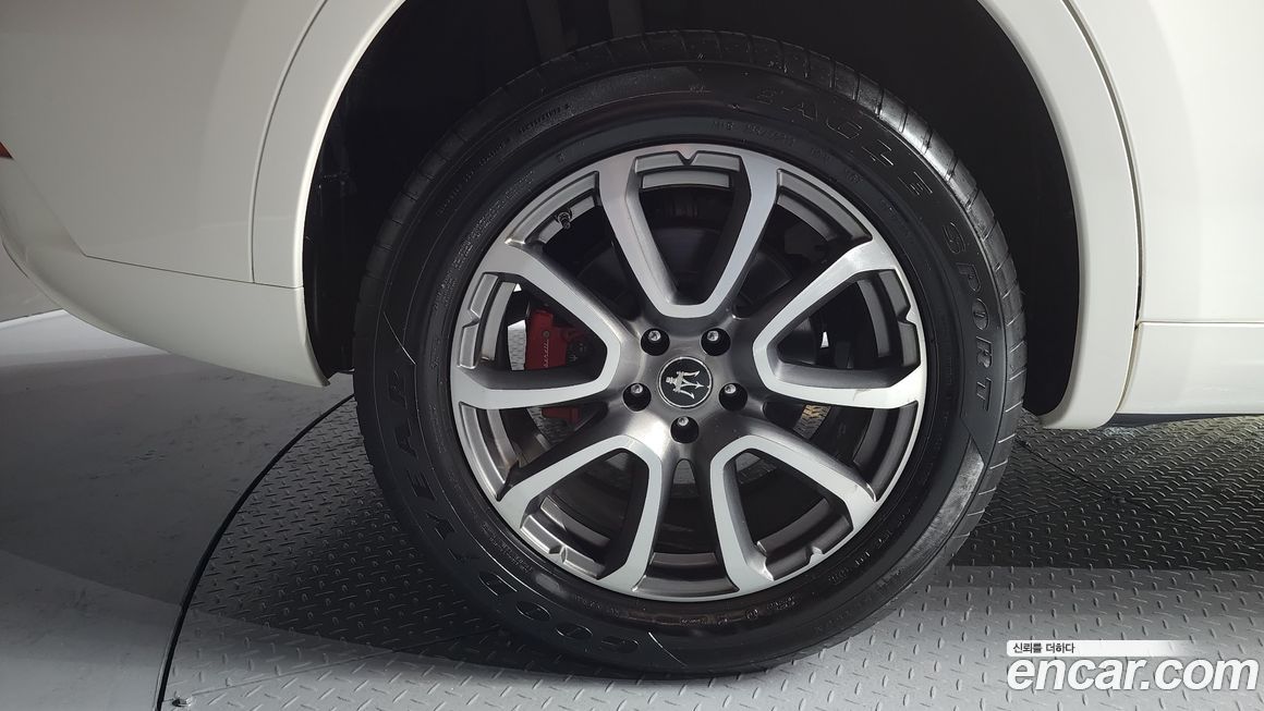 Maserati Levante 2020