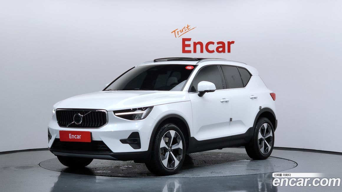 Volvo XC40 2023