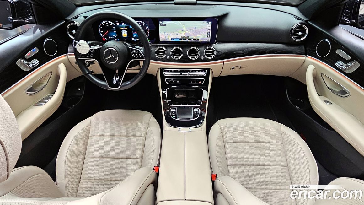 Mercedes-Benz E-Class 2023