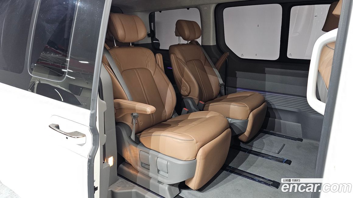 Hyundai Staria 2022