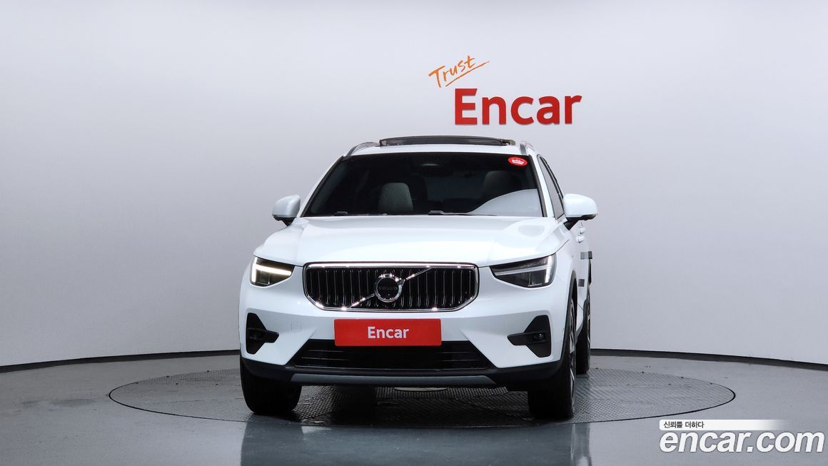 Volvo XC40 2023