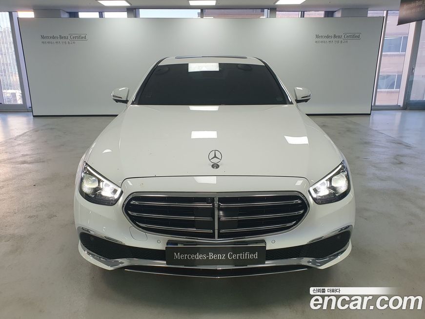 Mercedes-Benz E-Class 2021