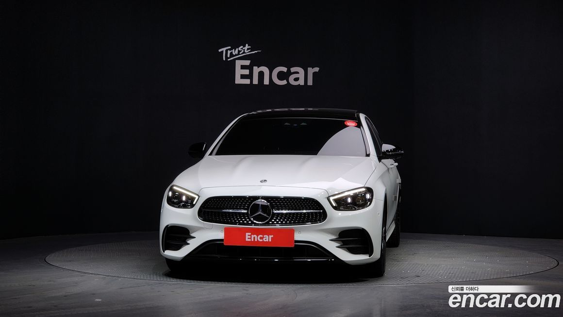 Mercedes-Benz E-Class 2023