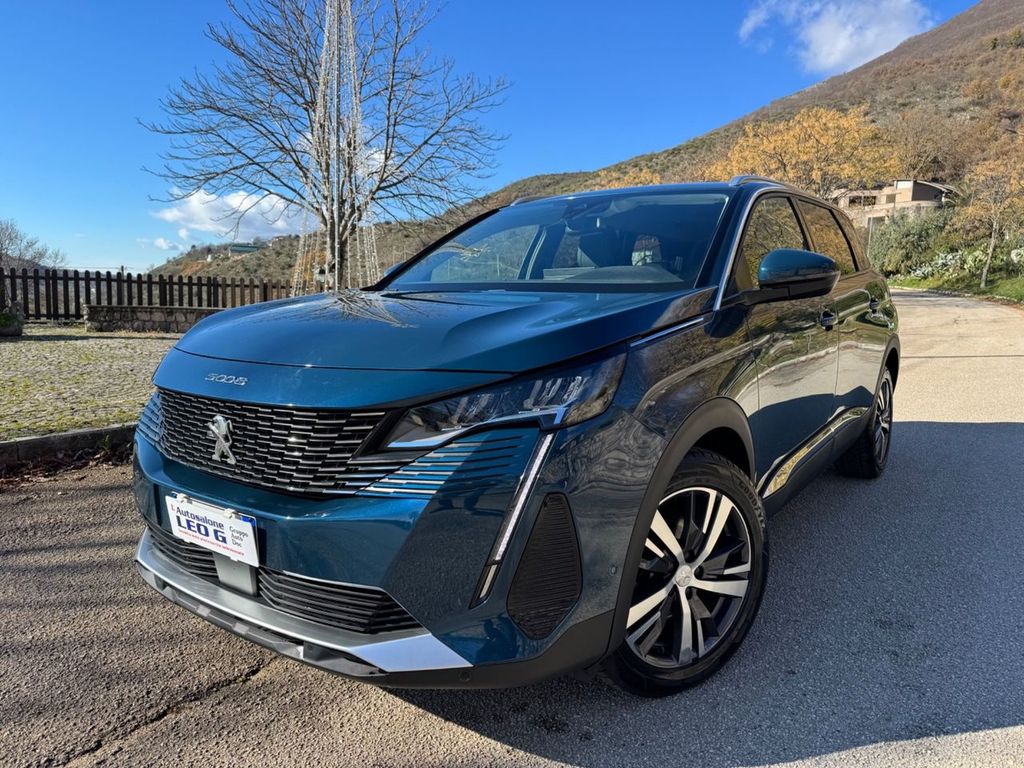 Peugeot 5008 2021