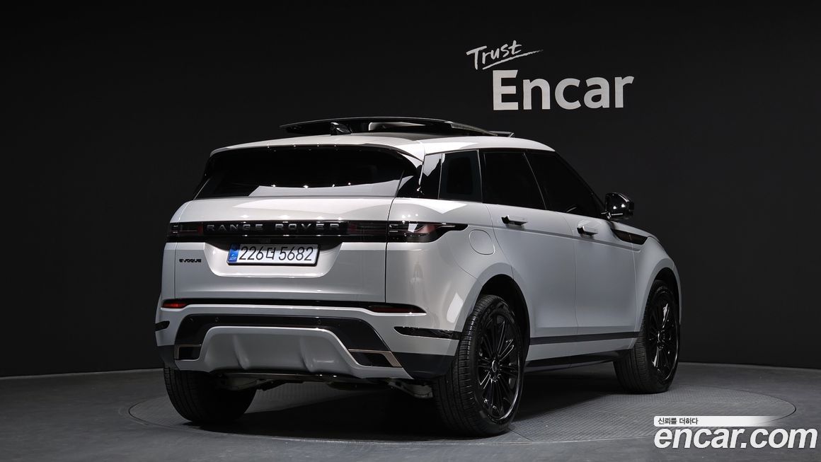 Land Rover Range Rover Evoque 2025