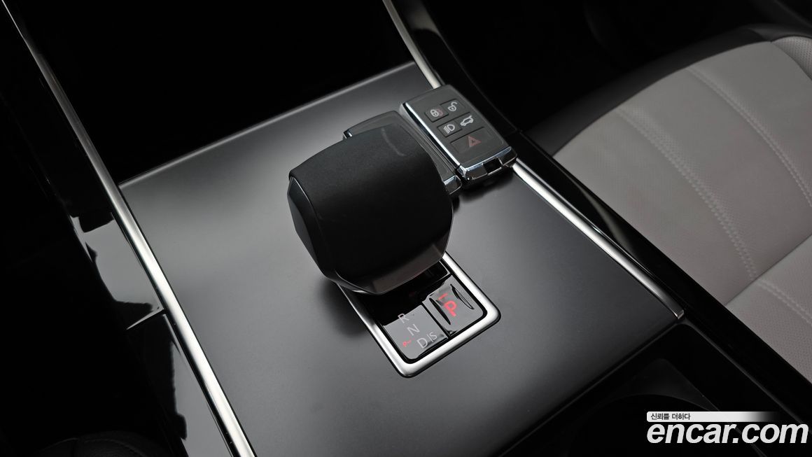 Land Rover Range Rover Evoque 2025