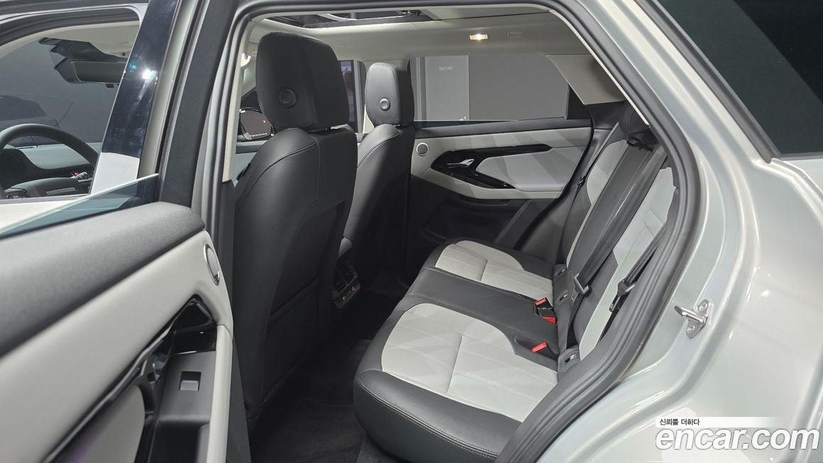 Land Rover Range Rover Evoque 2025