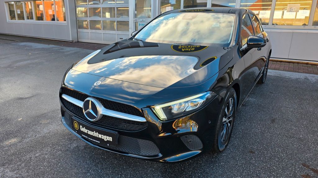 Mercedes-Benz A 180 2022