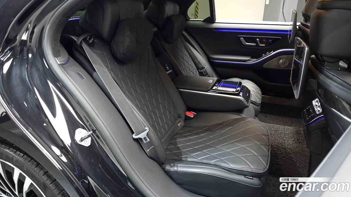 Mercedes-Benz S-Class 2021