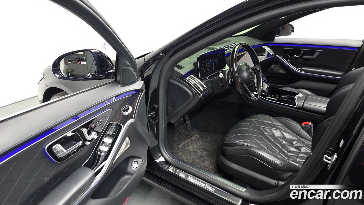 Mercedes-Benz S-Class 2021