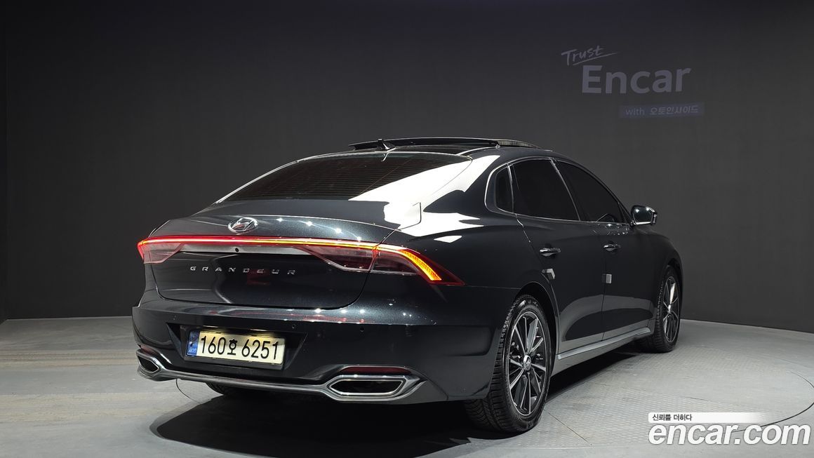 Hyundai Grandeur 2021