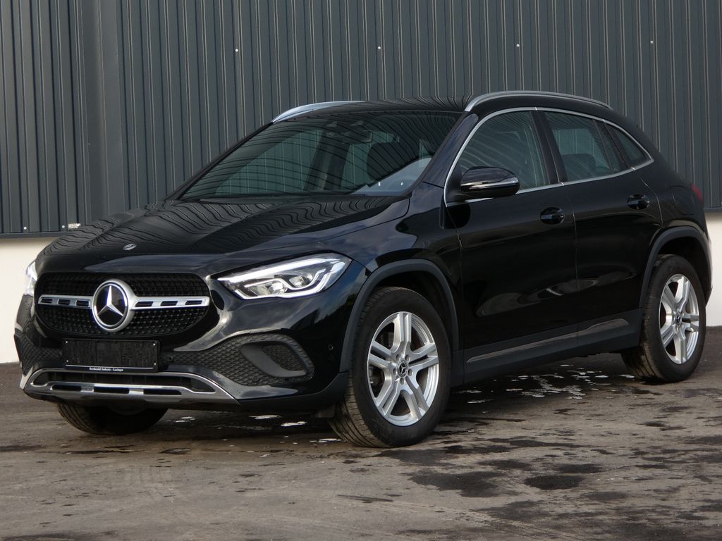 Mercedes-Benz GLA 200 2020