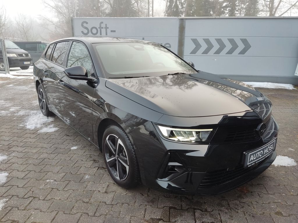 Opel Astra 2024