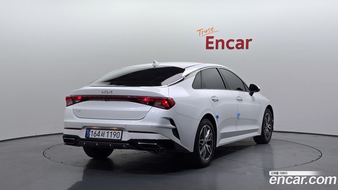 Kia K5 2023