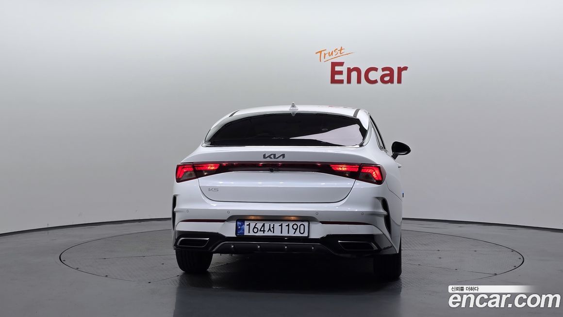 Kia K5 2023
