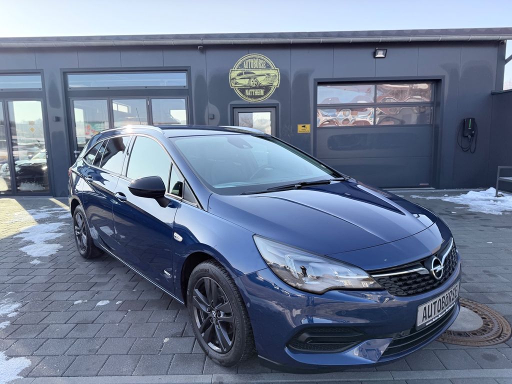 Opel Astra 2022