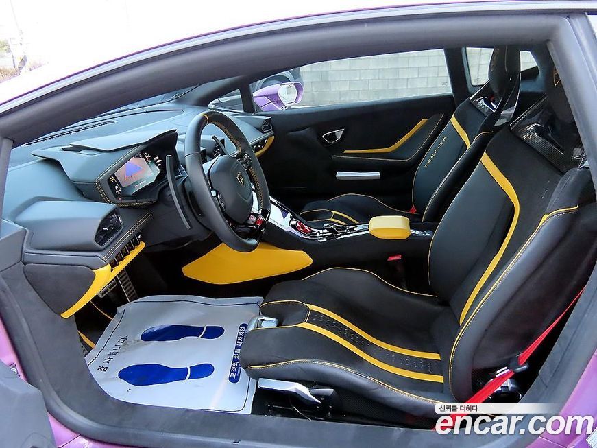 Lamborghini Huracan 2023