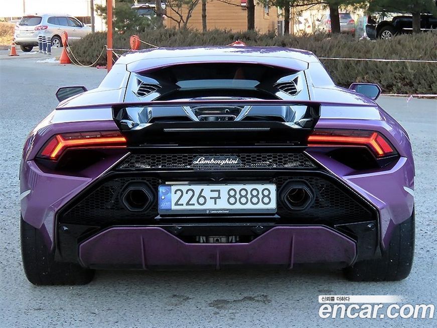 Lamborghini Huracan 2023