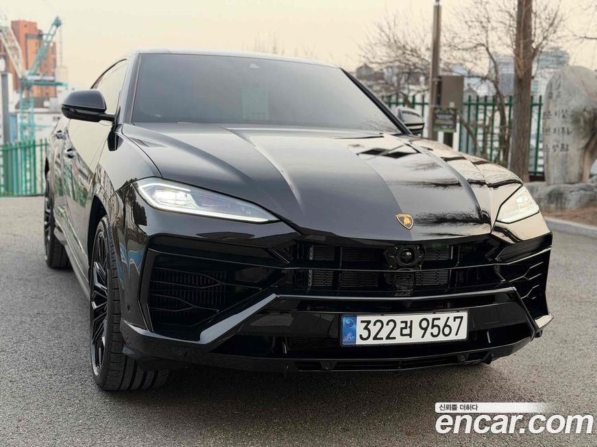 Lamborghini Urus 2026