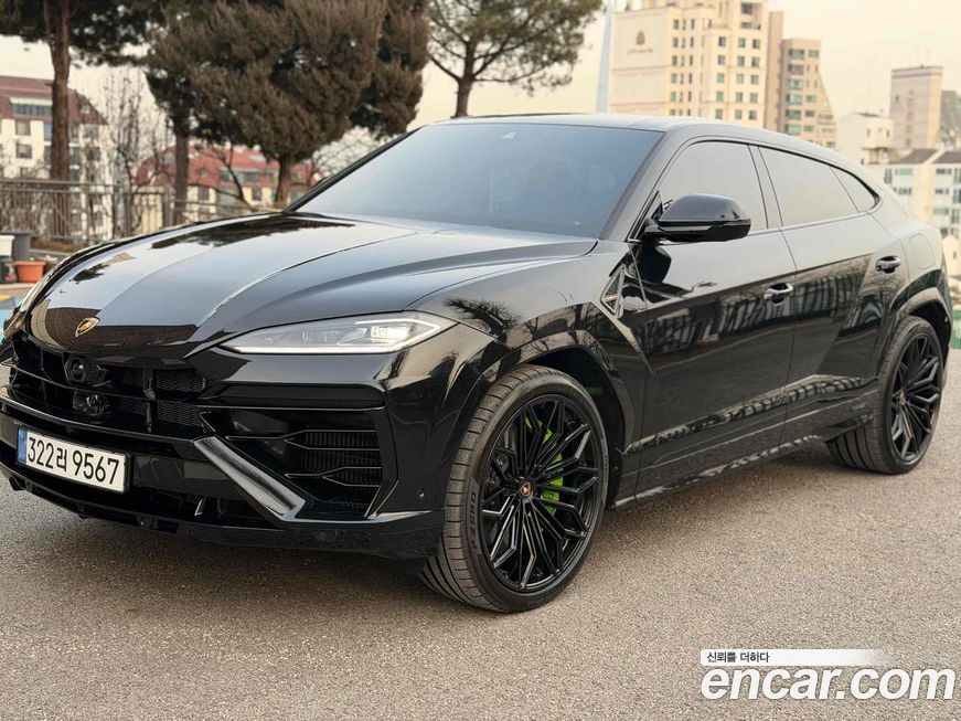 Lamborghini Urus 2026