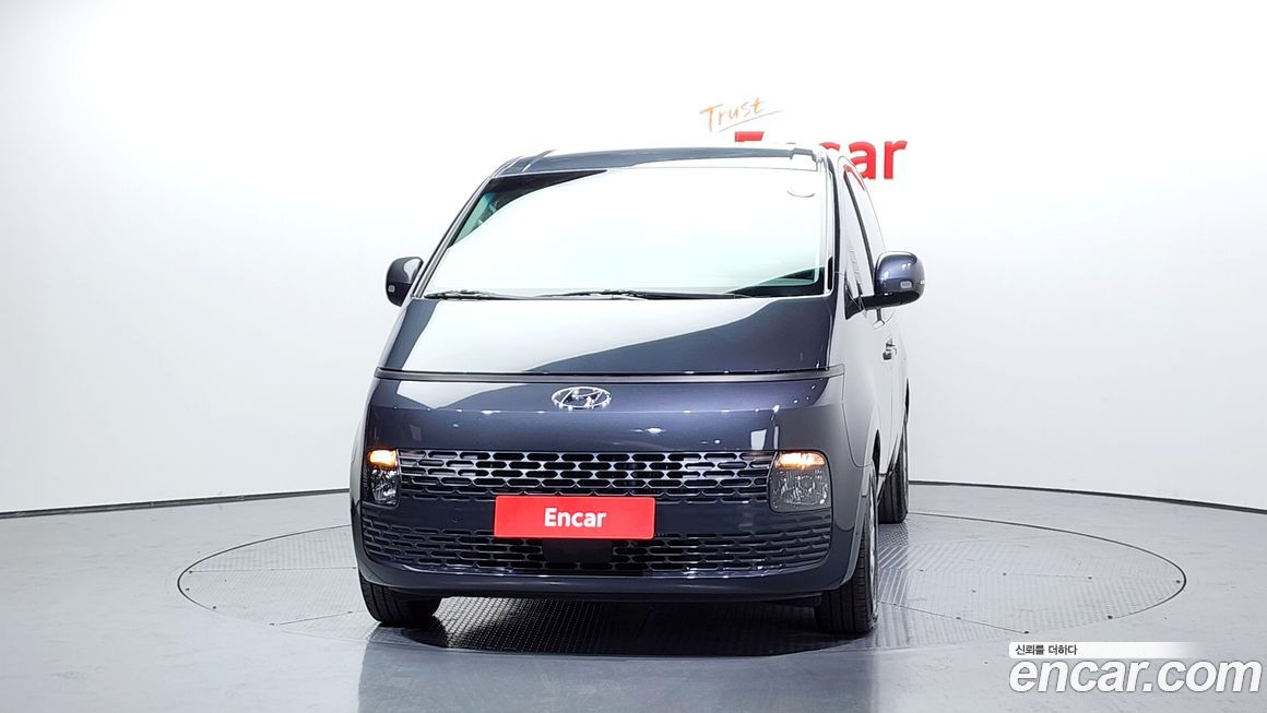 Hyundai Staria 2023