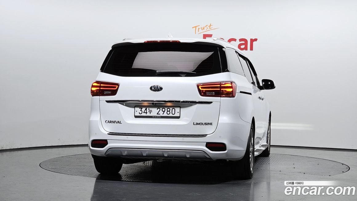 Kia Canival 2019