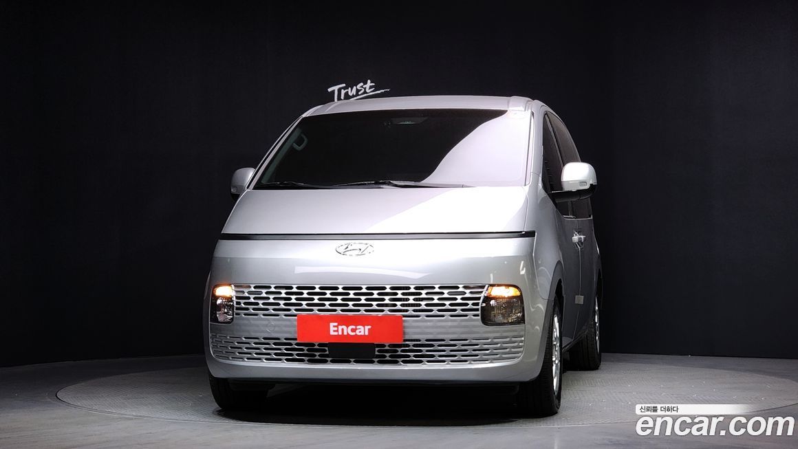 Hyundai Staria 2023