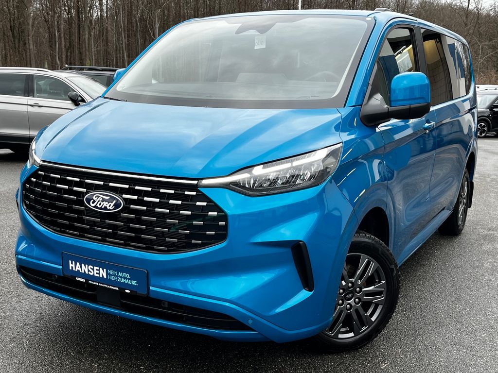 Ford Tourneo Custom 2025