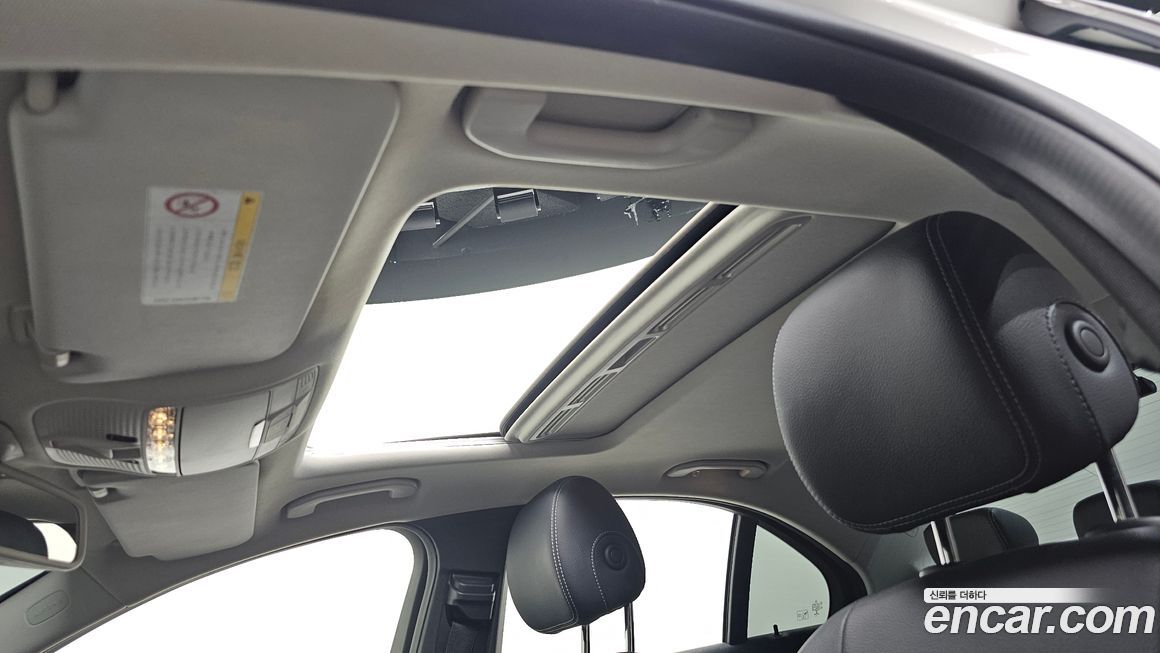 Mercedes-Benz C-Class 2018