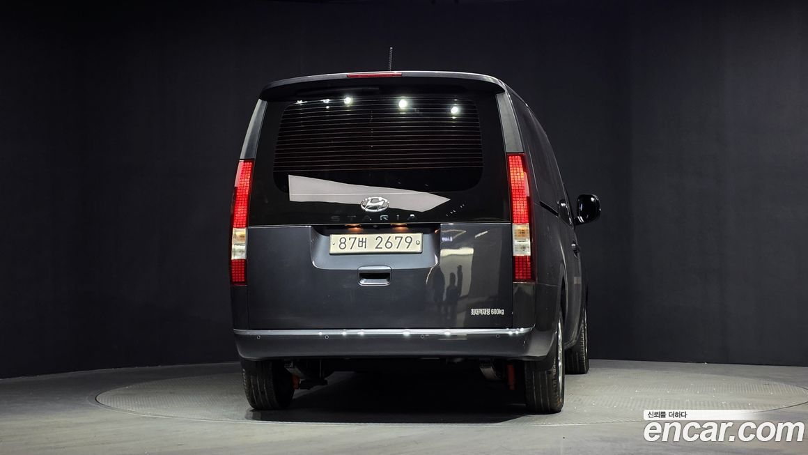 Hyundai Staria 2022