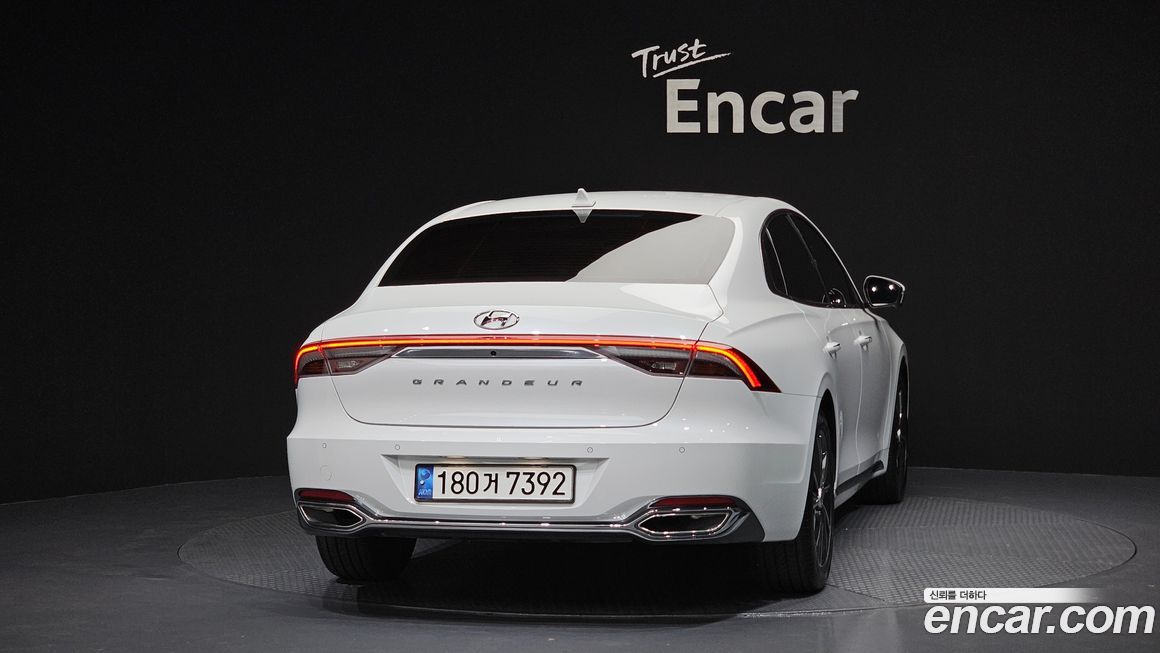 Hyundai Grandeur 2022