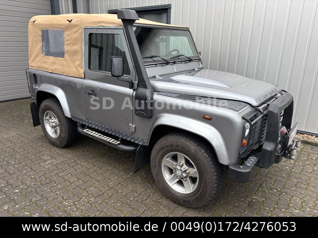Land Rover Defender 2012