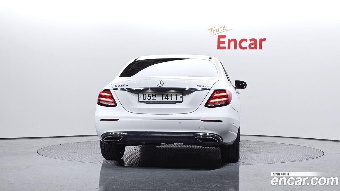 Mercedes-Benz E-Class 2017