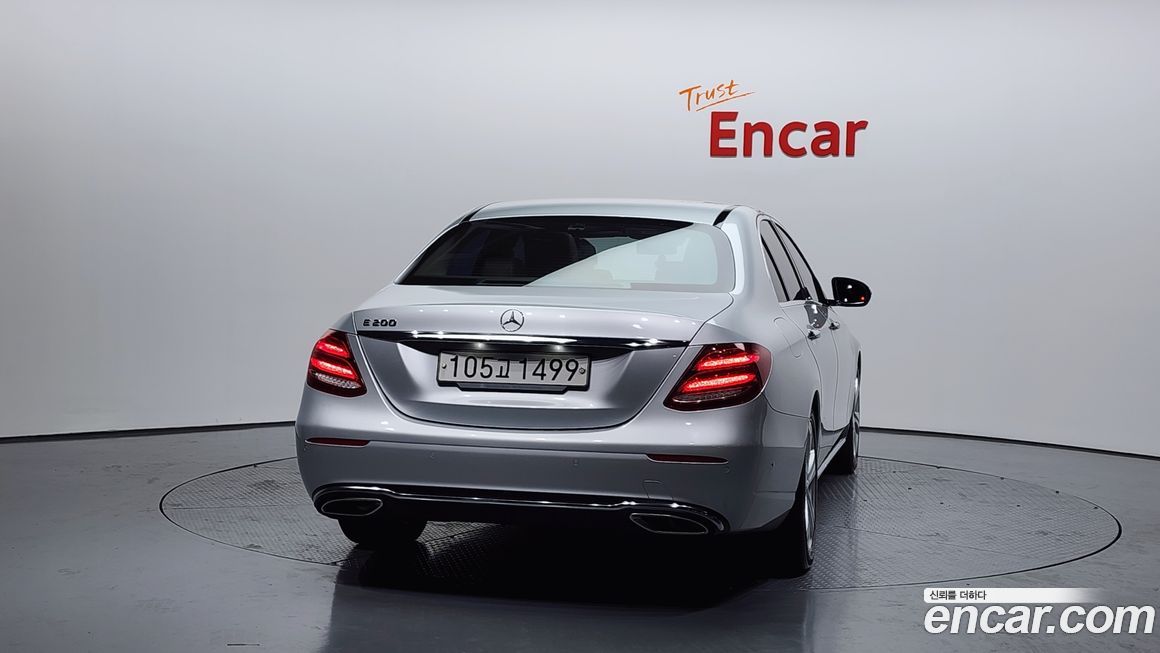 Mercedes-Benz E-Class 2018