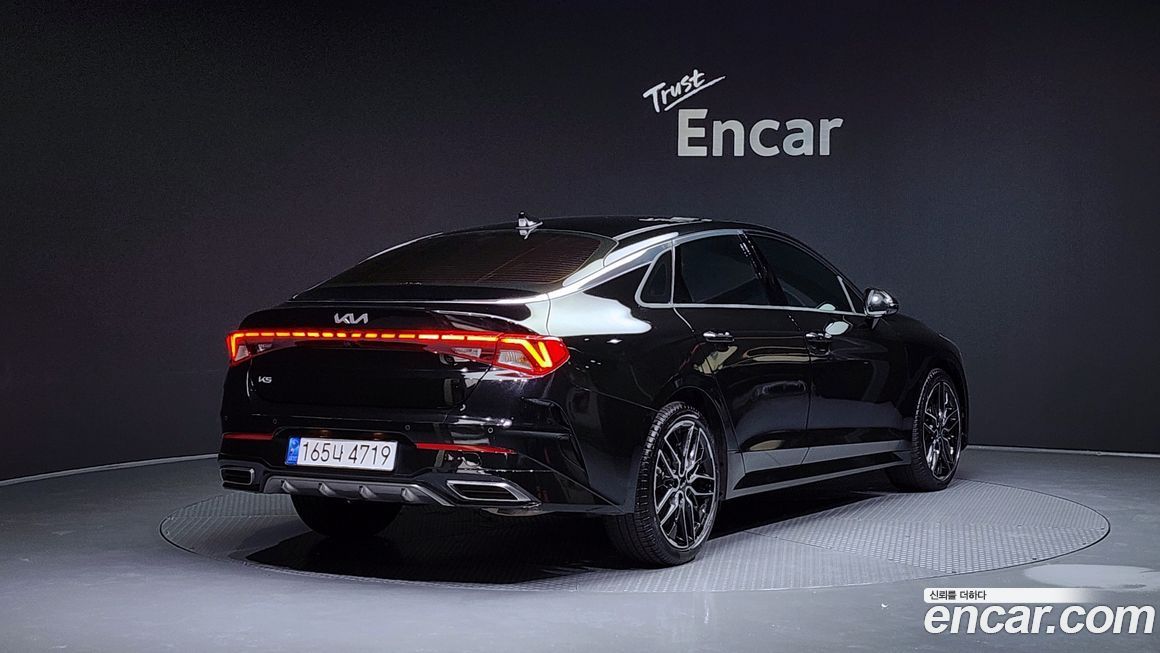 Kia K5 2023