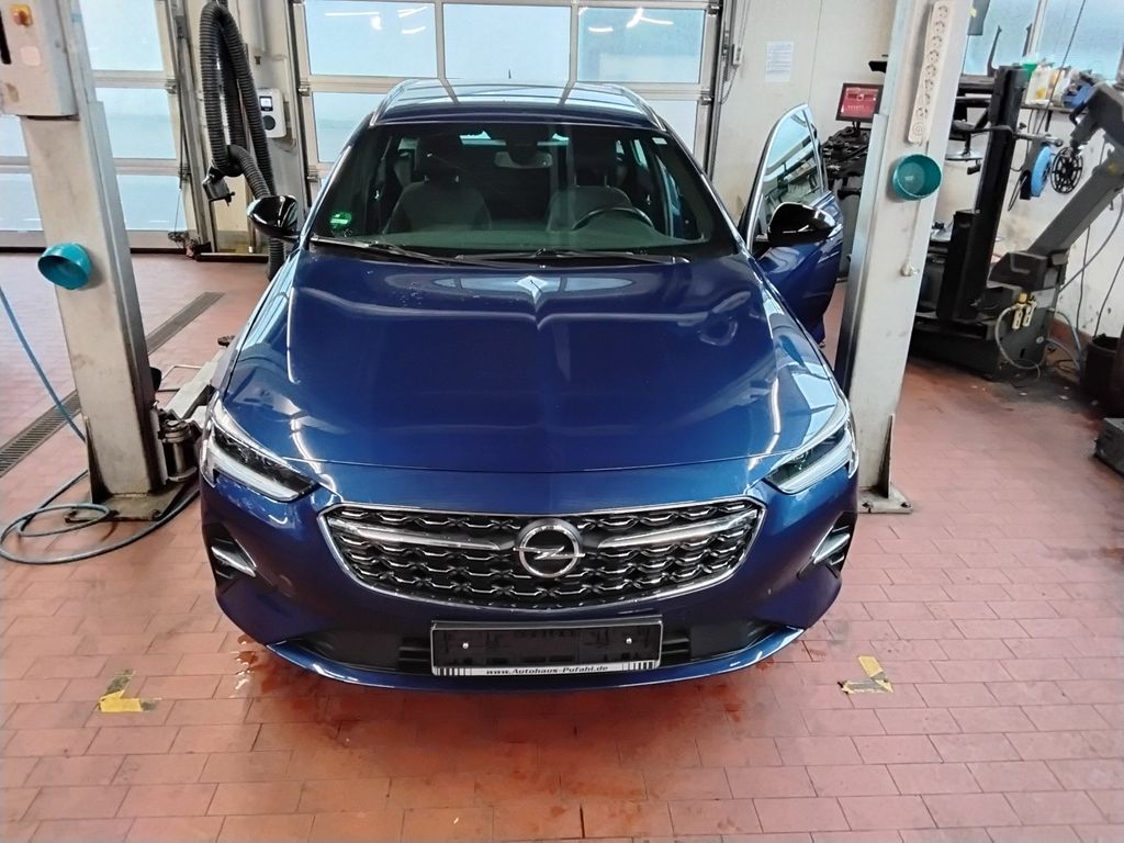 Opel Insignia 2022