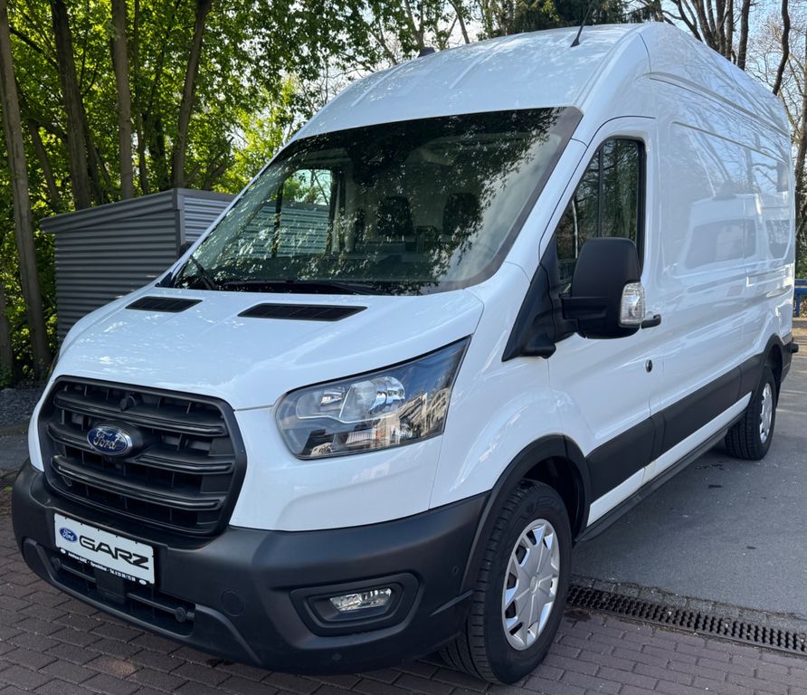 Ford Transit 2024