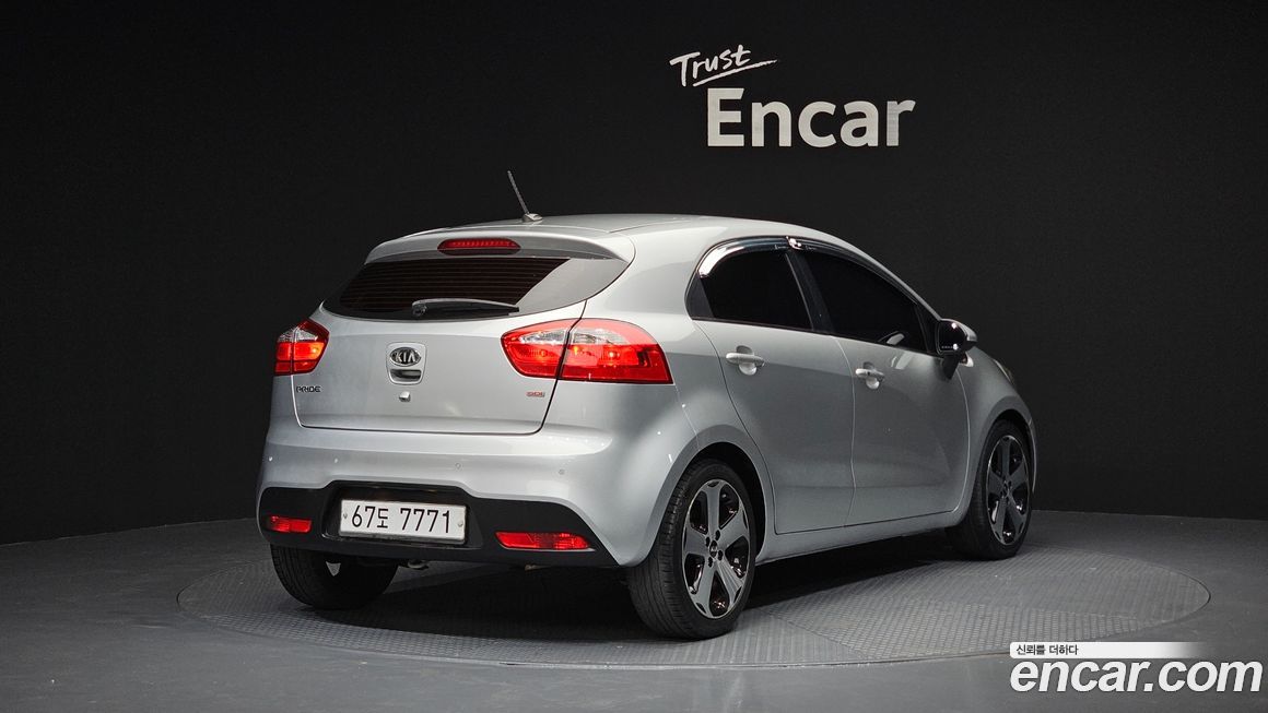 Kia pride 2012