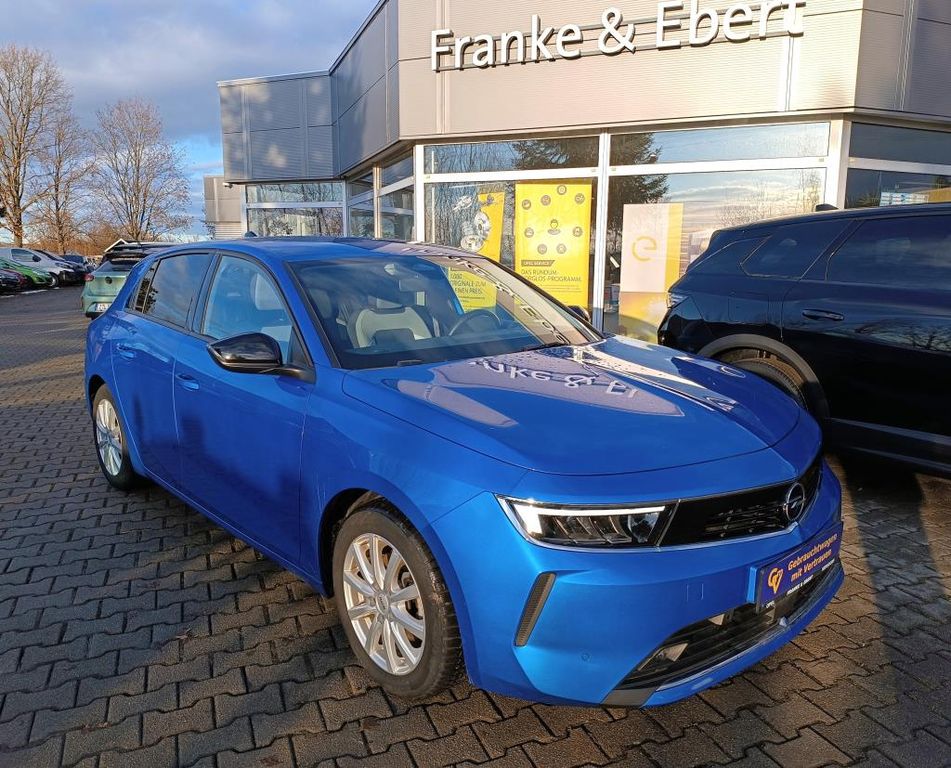 Opel Astra 2022