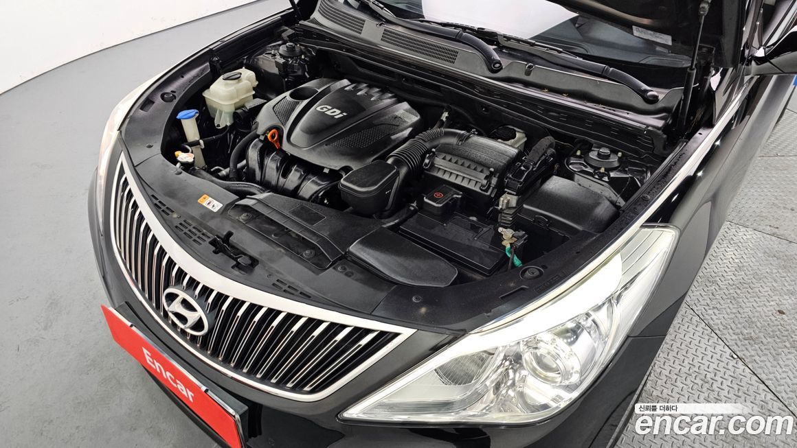 Hyundai Grandeur 2012