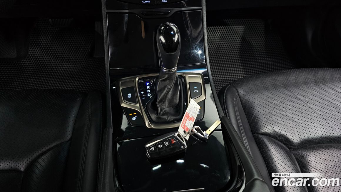 Hyundai Grandeur 2012