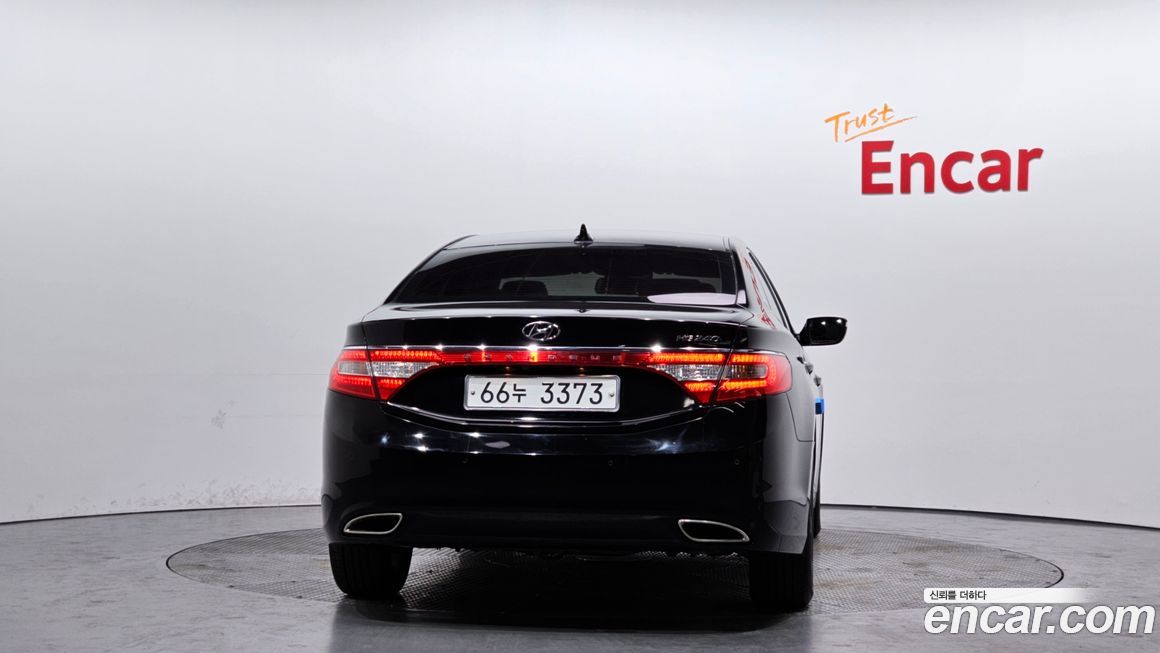 Hyundai Grandeur 2012