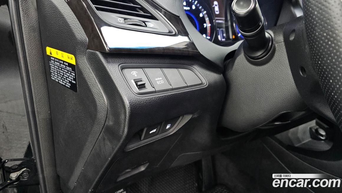 Hyundai Grandeur 2012