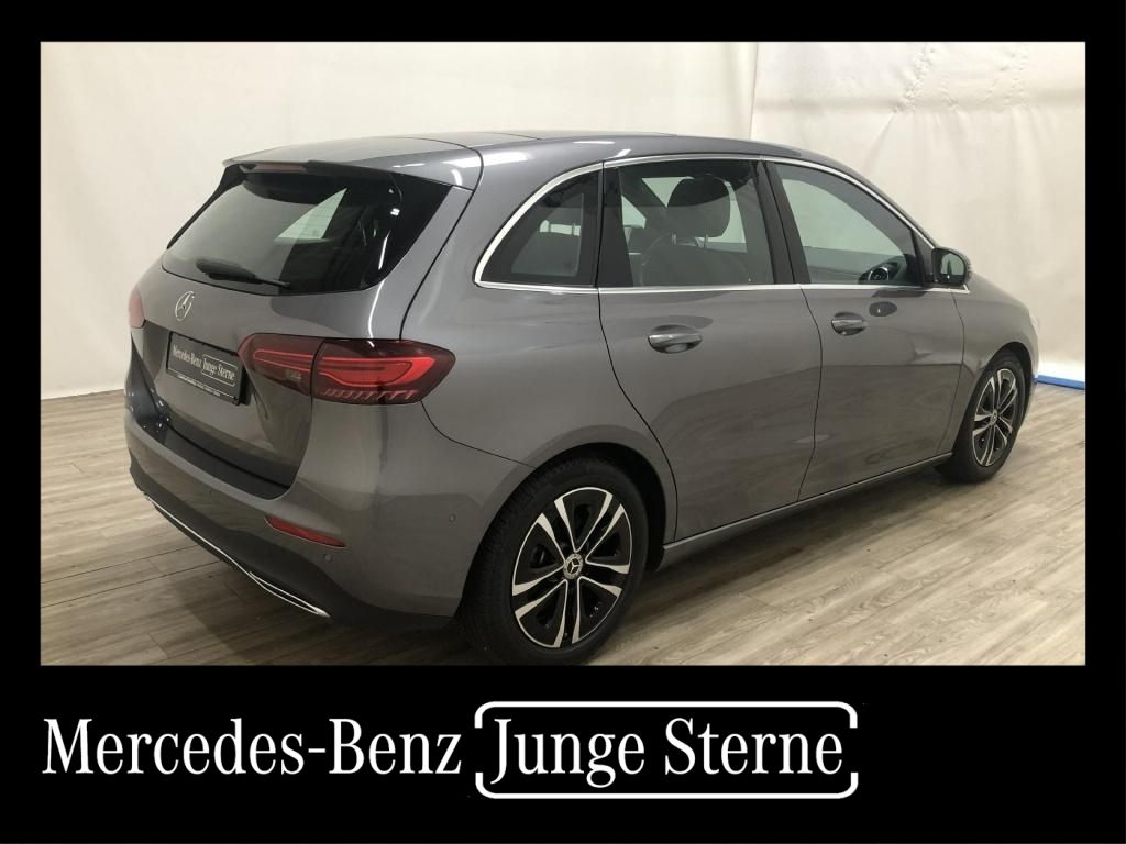 Mercedes-Benz B 200 2024